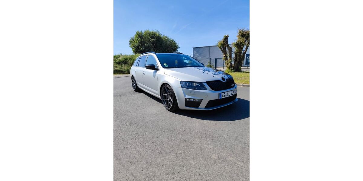 Skoda Octavia 226.000 km 9.750 &euro; Schauenburg 34270
