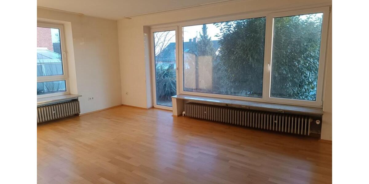 Einfamilienhaus Baunatal - 6 Zimmer, 150 m&sup2;, 330.000&euro; | Angebot:24640163
