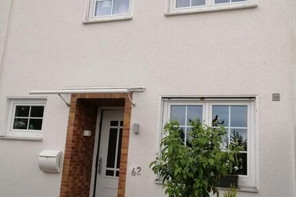 Haus Baunatal - 4 Zimmer, 135 m&sup2;, 335.000&euro; | Angebot:26635199