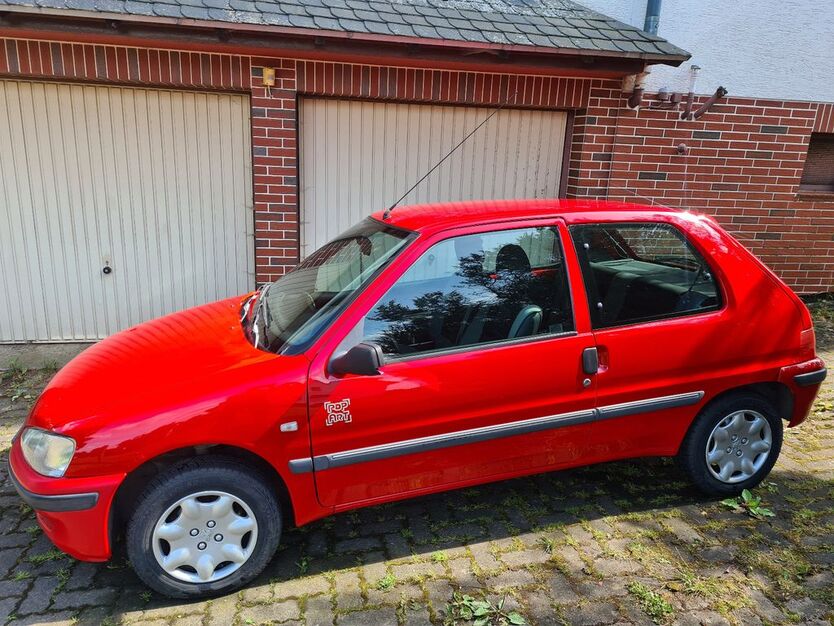 Peugeot 106 242.500 km 1.049 € Calden 34379