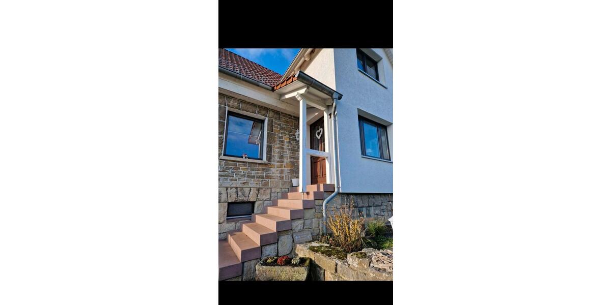 Mehrfamilienhaus, Wohnhaus Breuna - 9 Zimmer, 260 m&sup2;, 365.000&euro; | Angebot:27119484