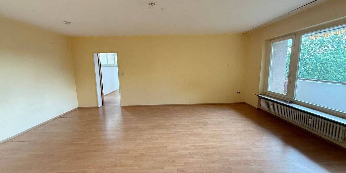 Etagenwohnung Kassel Fasanenhof - 3 Zimmer, 106 m&sup2;, 1.007&euro; | Angebot:26894978