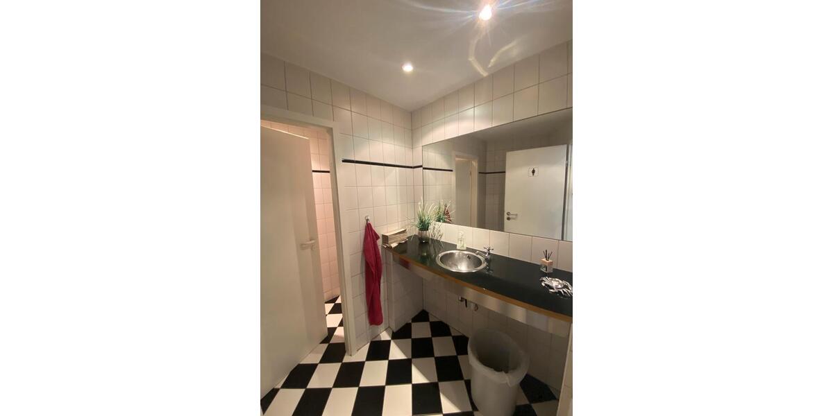 Erdgeschoßwohnung Baunatal - 4 Zimmer, 233 m&sup2;, 305.000&euro; | Angebot:27122481