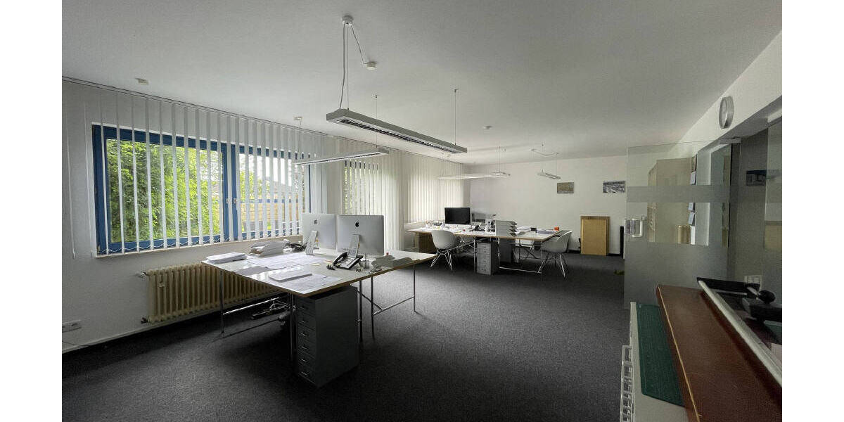 Charmante Doppelhaushälfte mit viel Potential in ruhiger Lage von Vellmar! 9 zimmer