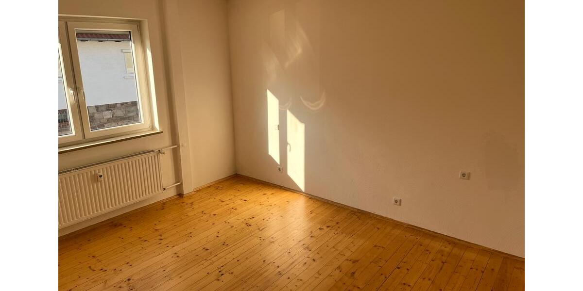 Etagenwohnung Niestetal - 5 Zimmer, 94 m&sup2;, 955&euro; | Angebot:24980066