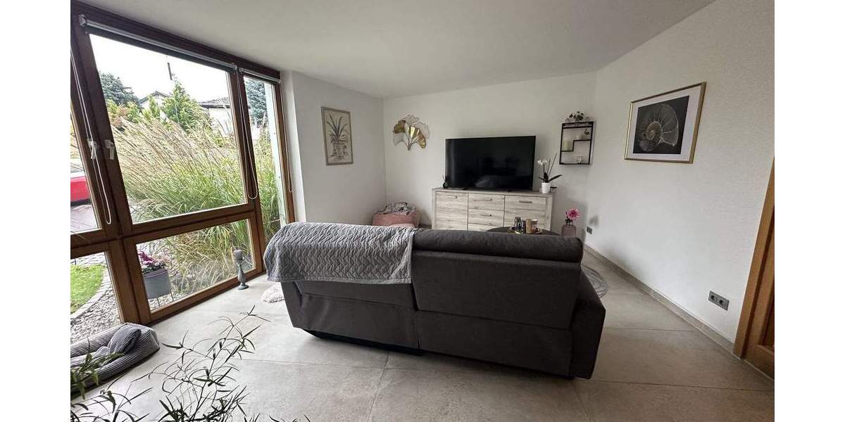 Etagenwohnung Fuldatal Simmershausen - 3 Zimmer, 82 m&sup2;, 240.000&euro; | Angebot:25801907