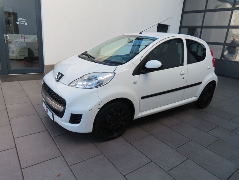Peugeot 107 200.000 km 1.590 € Kassel 34123