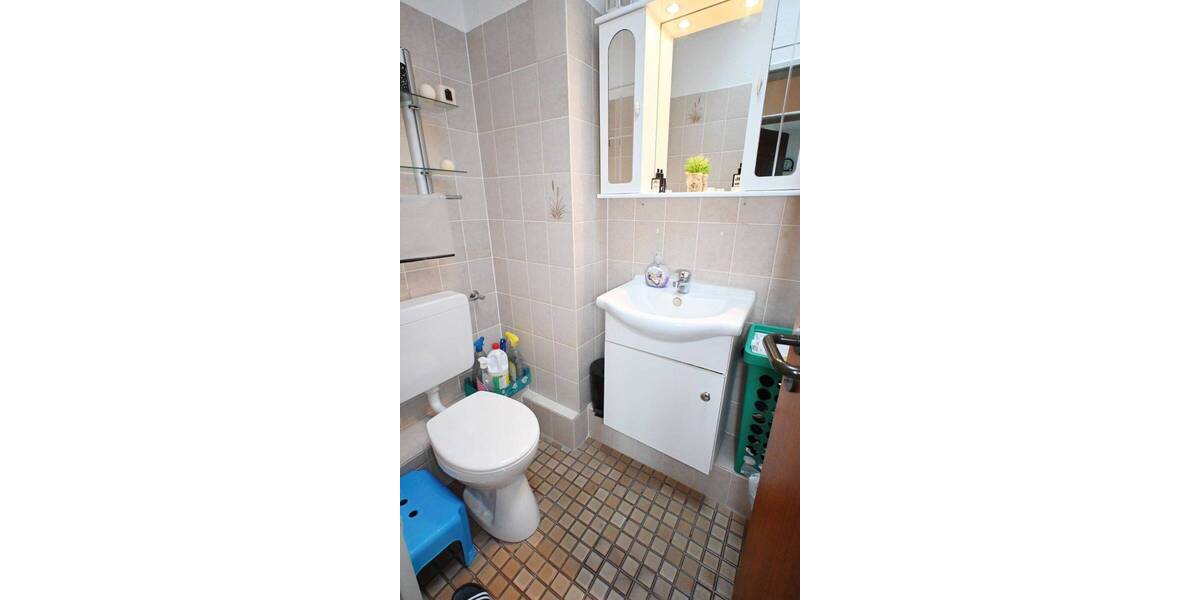 Etagenwohnung Kassel Harleshausen - 4 Zimmer, 97 m&sup2;, 265.000&euro; | Angebot:26804672