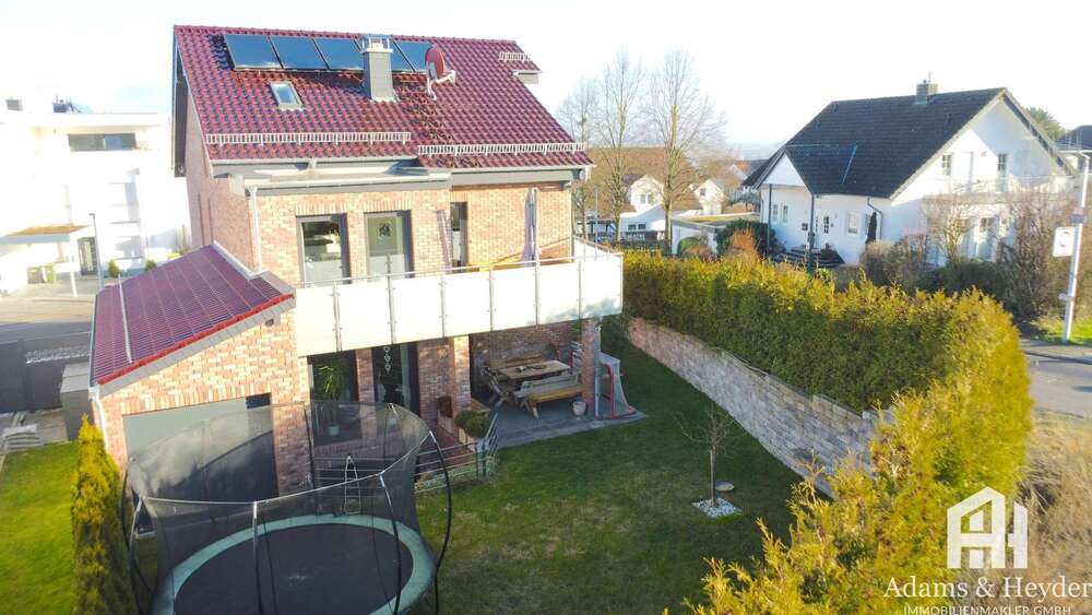 Wohnung zum Kaufen in Baunatal 479.000 € 140.83 m² 4 zimmer