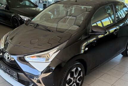 Toyota Aygo (X) 71.302 km 7.999 &euro; Niestetal 34266