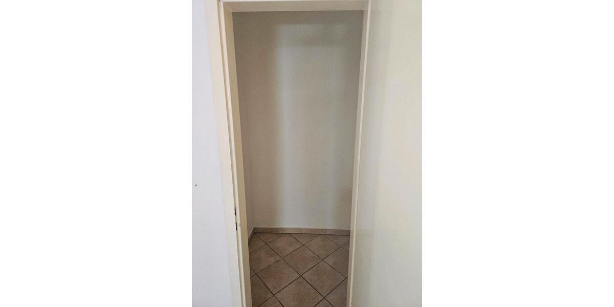 Erdgeschoßwohnung Kassel Niederzwehren - 3 Zimmer, 80 m&sup2;, 850&euro; | Angebot:26425347
