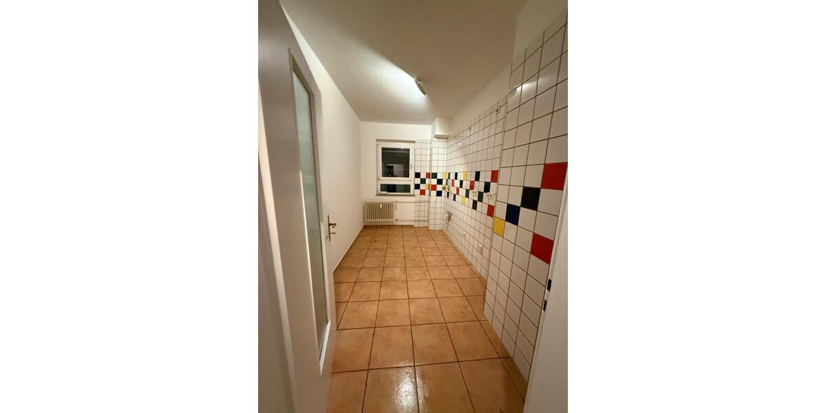 Erdgeschoßwohnung Kassel Bettenhausen - 4 Zimmer, 81 m&sup2;, 750&euro; | Angebot:25152822