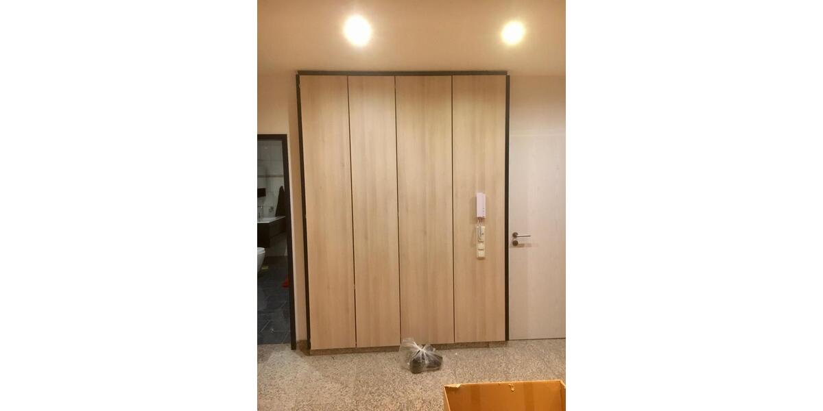 Dachgeschoßwohnung Helsa - 4 Zimmer, 150 m&sup2;, 250.000&euro; | Angebot:24832320