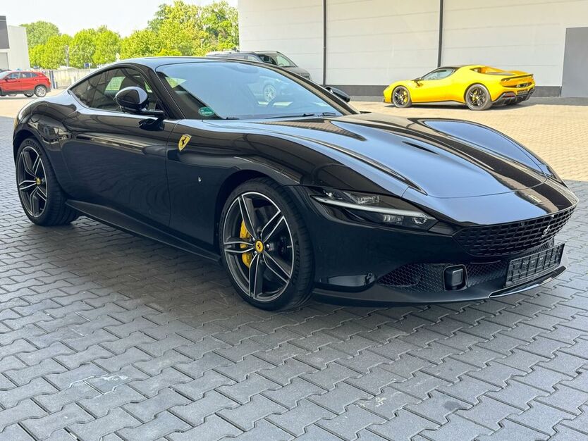 Ferrari Roma 16.306 km 215.271 € Kaufungen 34260