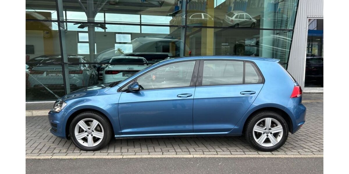 VW Golf 229.000 km 6.499 &euro; Niestetal bei Kassel 34266