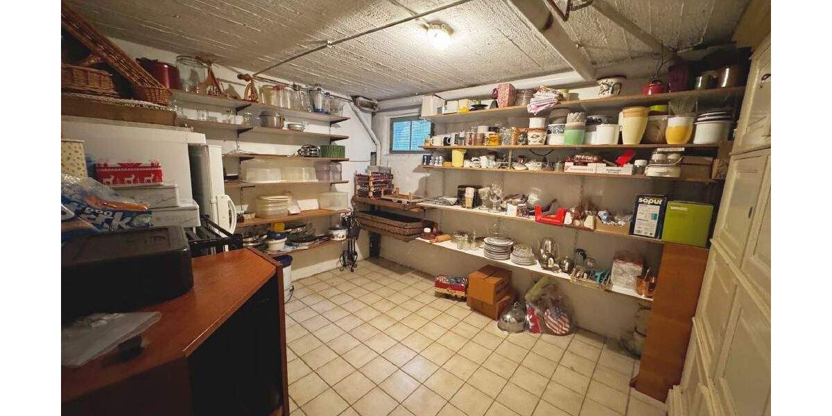 Einfamilienhaus Kassel Kirchditmold - 1 Zimmer, 225 m&sup2;, 398.000&euro; | Angebot:25835787