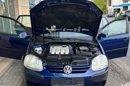 VW Golf 250.000 km 2.249 &euro; Niestetal bei Kassel 34266