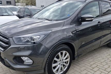 Ford Kuga 120.825 km 14.950 &euro; Calden 34379
