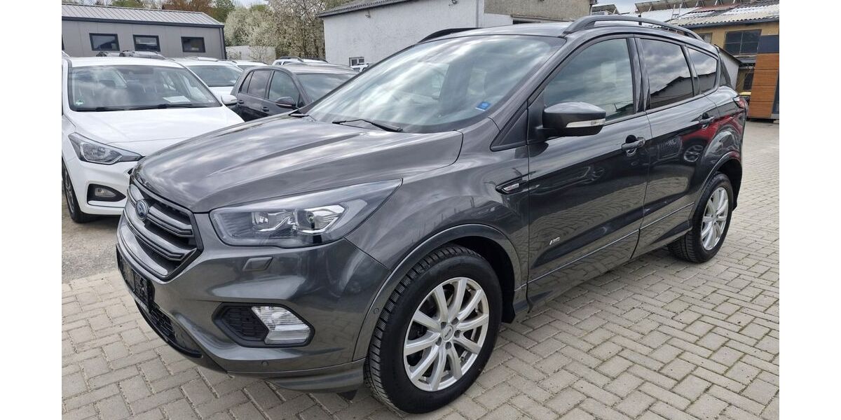Ford Kuga 120.825 km 14.950 &euro; Calden 34379