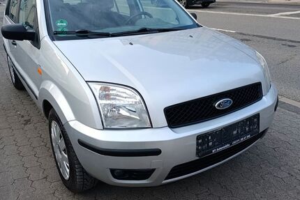 Ford Fusion 159.800 km 2.699 &euro; Kassel 34125