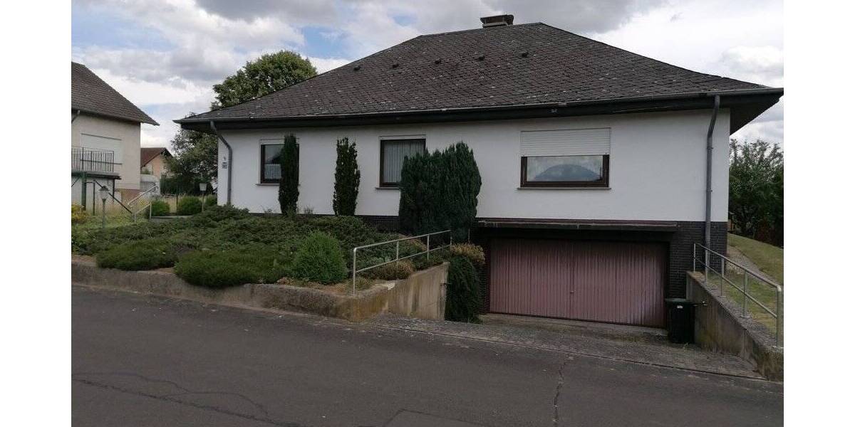 Einfamilienhaus Fritzlar / Cappel Cappel - 8 Zimmer, 267 m&sup2;, 275.000&euro; | Angebot:25741004