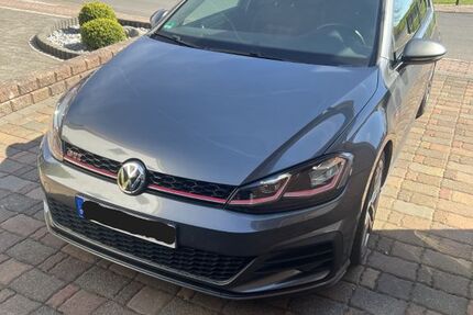 VW Golf 127.665 km 18.800 &euro; Immenhausen 34376
