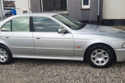 BMW 520 217.620 km 4.400 &euro; Kassel 34125