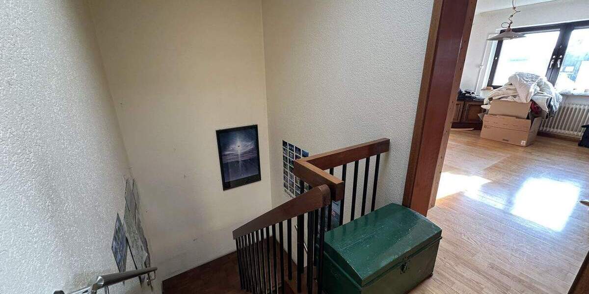 ***Charmantes Reiheneckhaus mit Garage, Terrasse und Garten*** 4 zimmer