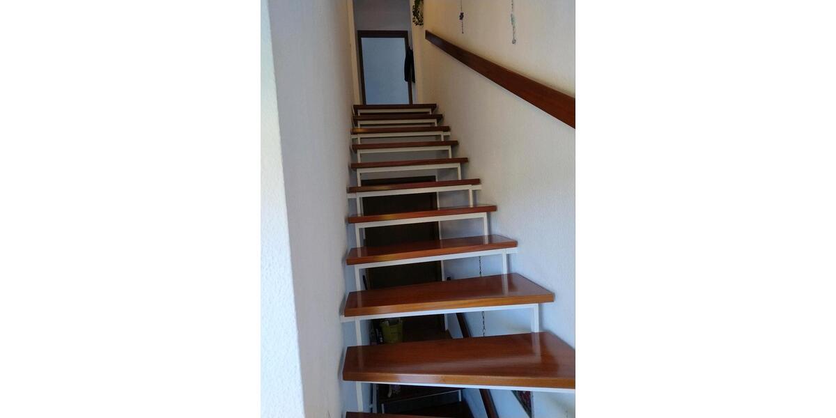 Einfamilienhaus Lohfelden - 4 Zimmer, 111 m&sup2;, 299.000&euro; | Angebot:27002299