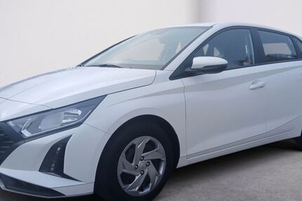Hyundai i20 9.322 km 18.200 &euro; Vellmar 34246