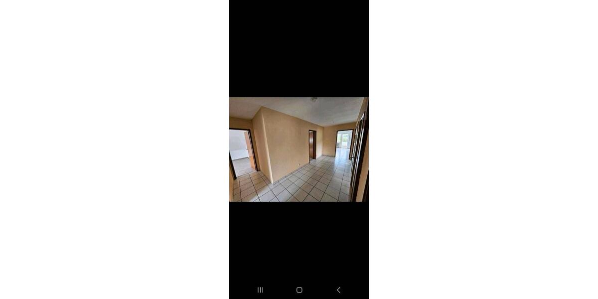 Dachgeschoßwohnung Spangenberg - 4 Zimmer, 115 m&sup2;, 850&euro; | Angebot:26198782