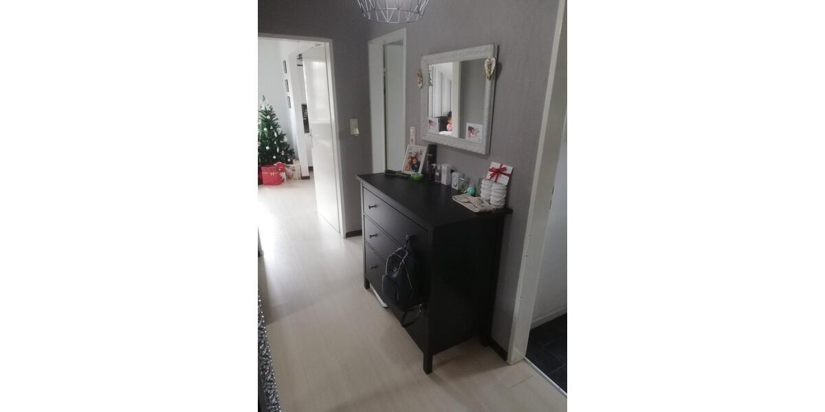 Wunderschöne 3 Z. DG-Wohnung frei zum 01.03.2026 3 zimmer