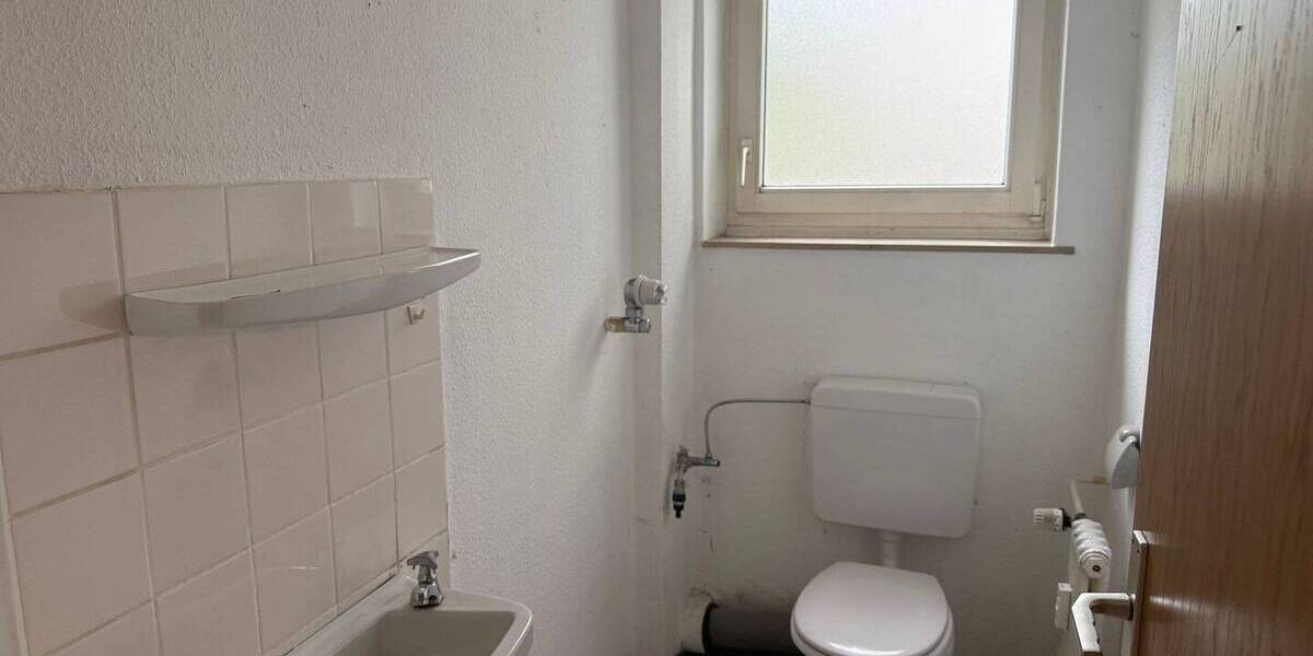 Etagenwohnung Kassel Fasanenhof - 3 Zimmer, 106 m&sup2;, 1.007&euro; | Angebot:26894978