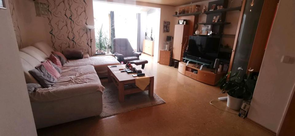 2 Familienhaus in ruhiger Hanglage 10 zimmer