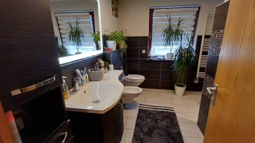 1 A TOP Lage Kassel Niederzwehren 8 zimmer