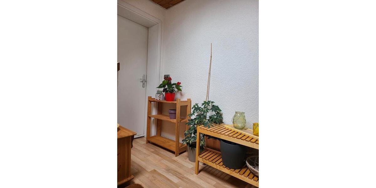 Dachgeschoßwohnung Niestetal - 1.5 Zimmer, 62 m&sup2;, 580&euro; | Angebot:24749221