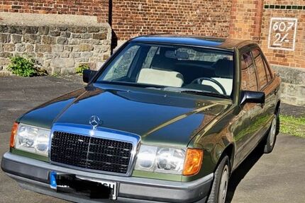 Mercedes 230