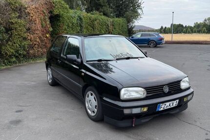 VW Golf 93.571 km 4.200 &euro; Felsberg 34587