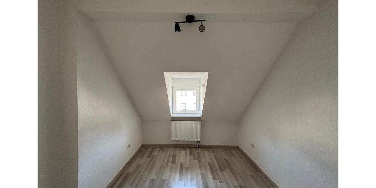 80 m² | 4 Zimmer | elektr. Rollläden | zentrale Lage | ab Sofort 4 zimmer