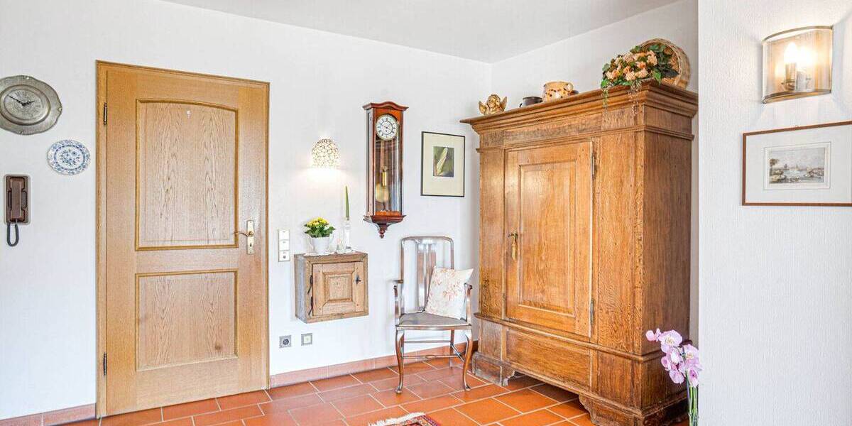 Einfamilienhaus Kassel / Niederzwehren Süsterfeld/Helleböhn - 7 Zimmer, 268 m&sup2;, 769.000&euro; | Angebot:26308833