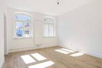 Sanierte 68 m²-AltbauWohnung mit guter Anbindung