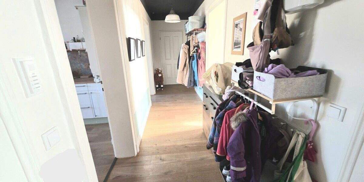 Etagenwohnung Kassel / Kirchditmold Kirchditmold - 4 Zimmer, 101 m&sup2;, 295.000&euro; | Angebot:24722867