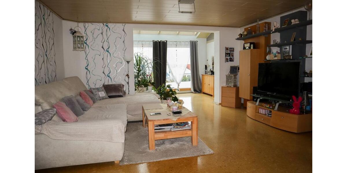 Mehrfamilienhaus, Wohnhaus Baunatal - 6 Zimmer, 300 m&sup2;, 679.000&euro; | Angebot:24561893