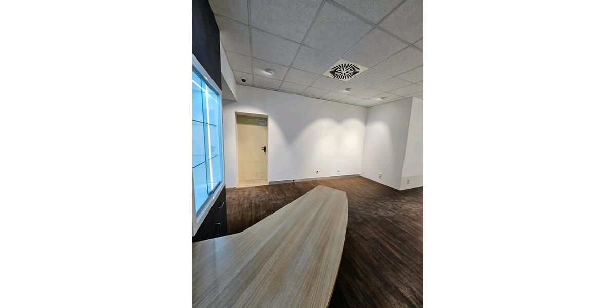 Vielseitig nutzbare Gewerbefläche in Fußgängerzone von Kassel ! zimmer