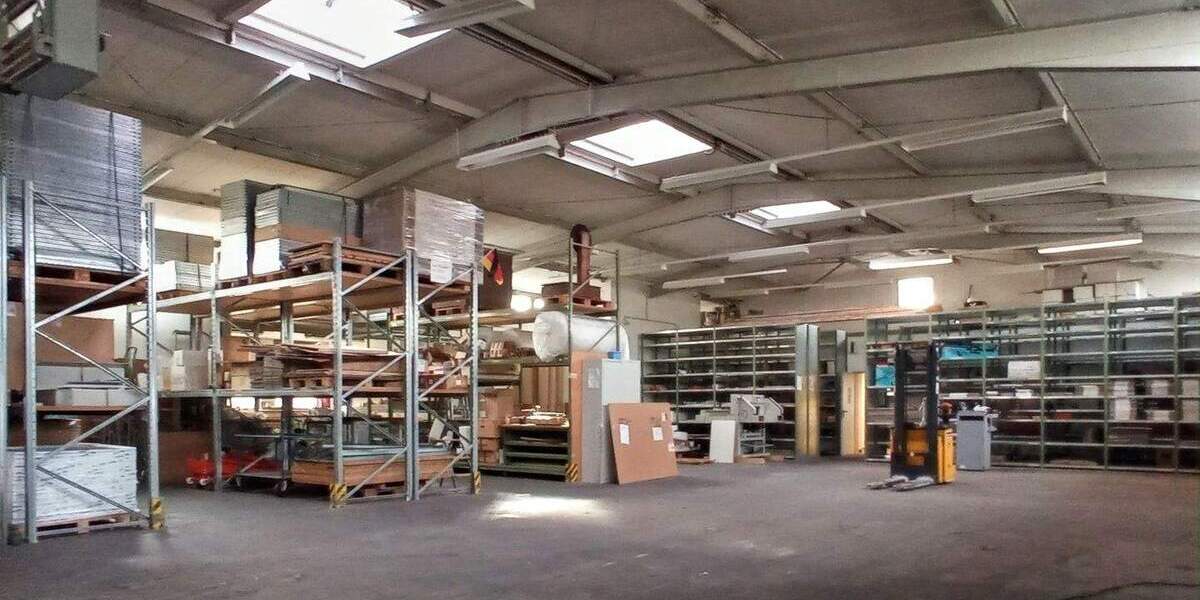 Attraktive Lagerhalle mit Büroanbau in Vellmar zimmer