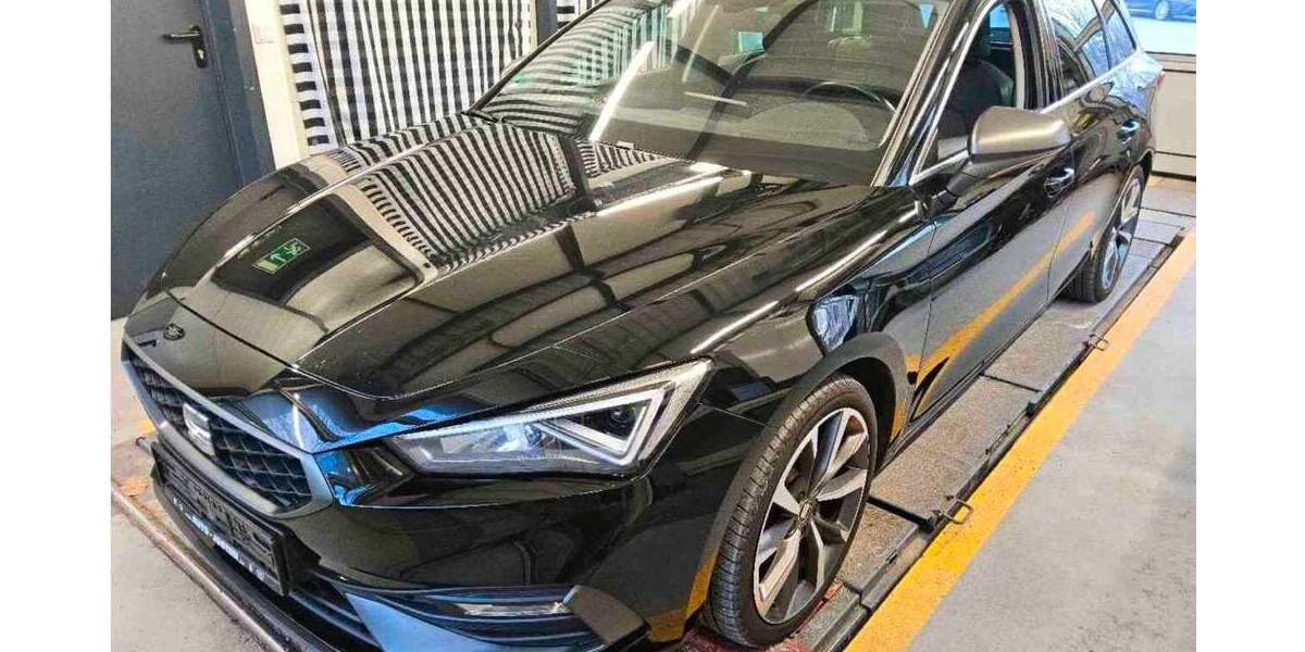 Seat Leon 80.000 km 21.900 &euro; Kassel 34134