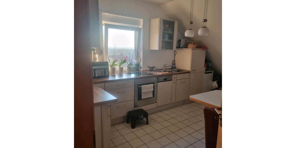 Dachgeschoßwohnung Gudensberg - 3 Zimmer, 80 m&sup2;, 650&euro; | Angebot:25353152