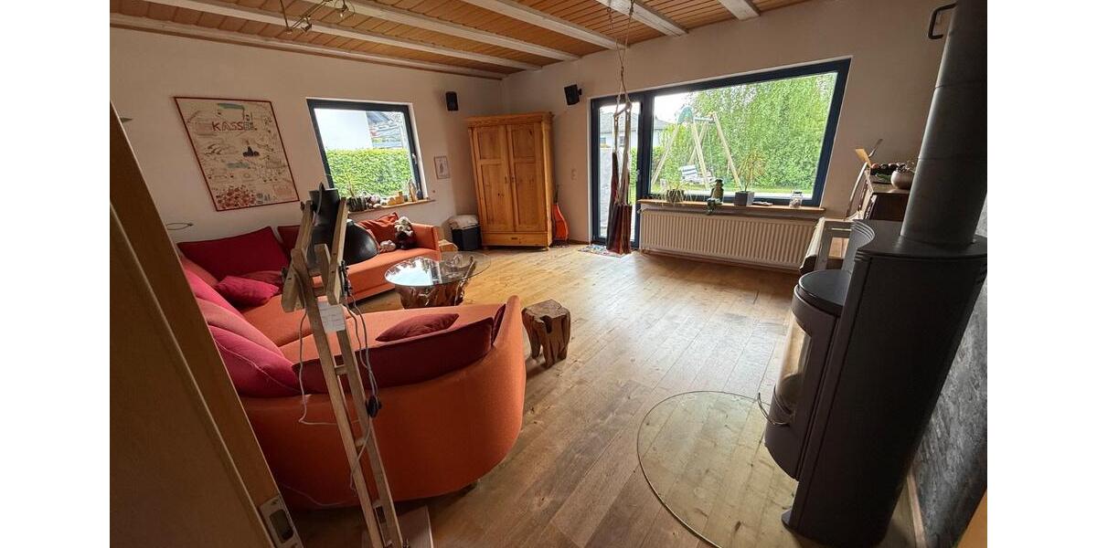 Einfamilienhaus Staufenberg - 6.5 Zimmer, 171 m&sup2;, 420.000&euro; | Angebot:26615808