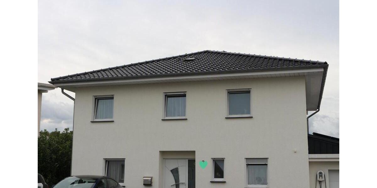 Einfamilienhaus Lohfelden - 5 Zimmer, 180 m&sup2;, 730.000&euro; | Angebot:27299868