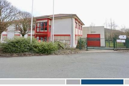 Gepflegtes Bürogebäude in verkehrsgünstiger Lage in Schauenburg zimmer